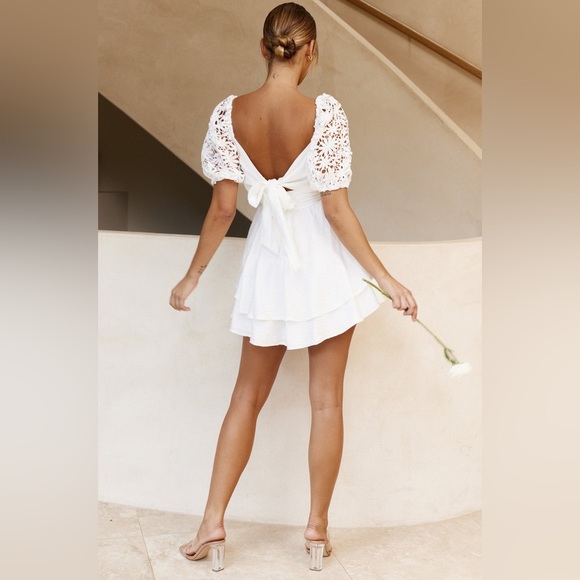 NEW Selfie Leslie: Abby Lace Puff Sleeve Tie-Up Back Dress - Picture 2 of 8